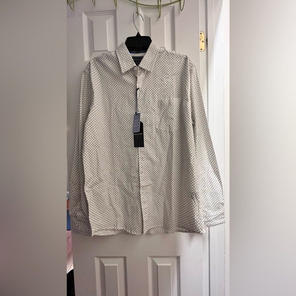 Men’s button down full-sleeves formal shirt